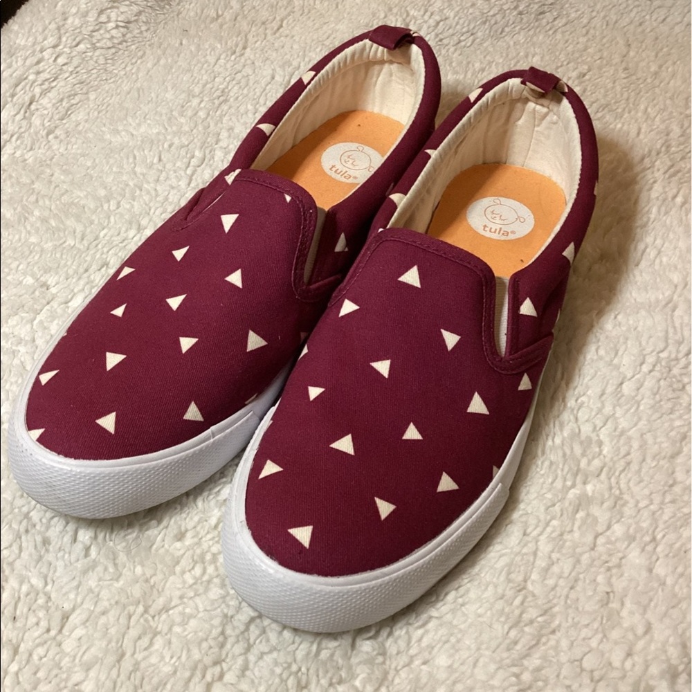 Women’s tula slide on sneakers size 8